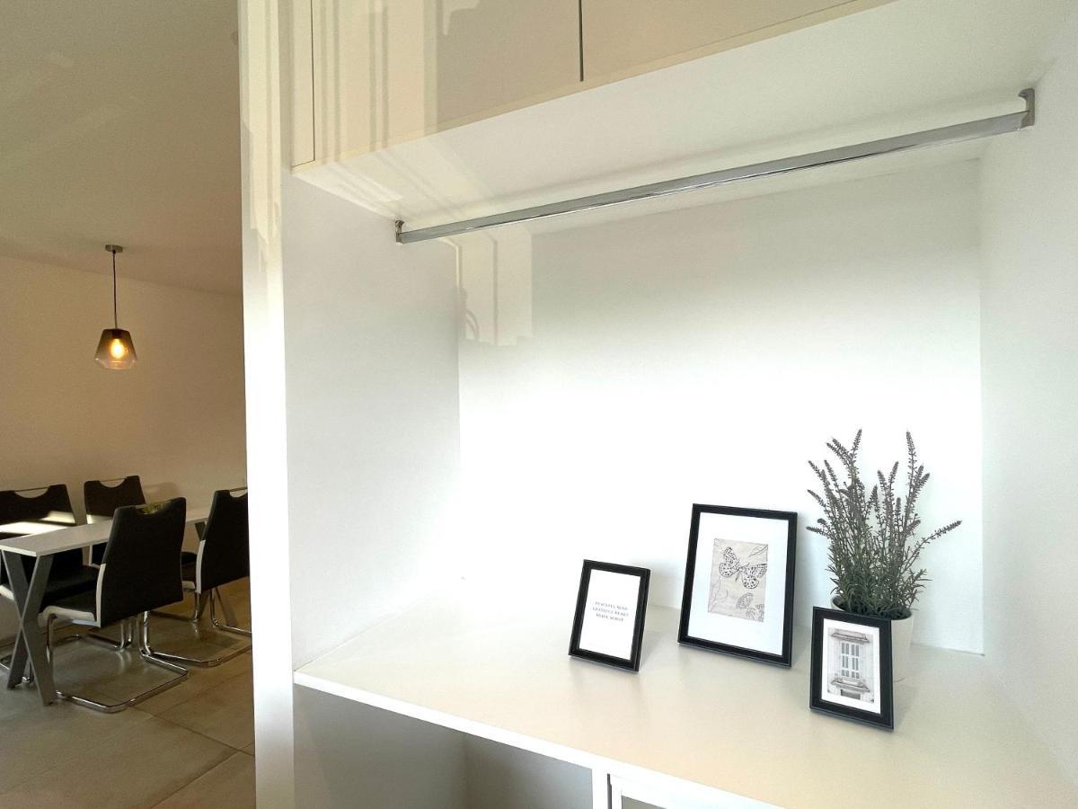 Homy City Lodge In Feldkirch, Grenznaehe Und Doch Zentral 외부 사진